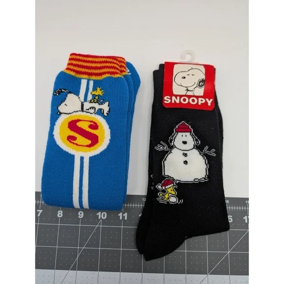 Peanuts Snoopy Socks‎ Lot Non Skid Merry Christmas