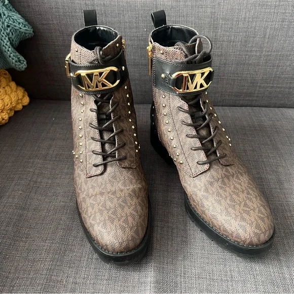 Michael Kors Kincaid women’s size 9M Brown Lace-Up studded combat Boots