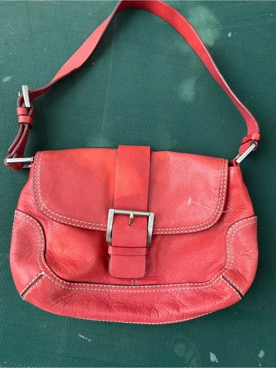VINTAGE MICHAEL KORS CORAL Leather Shoulder Bag with Buckle Detail