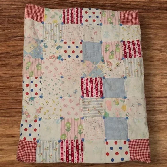 Vintage Homespun patchwork‎ baby quilt floral zoo cottage core
