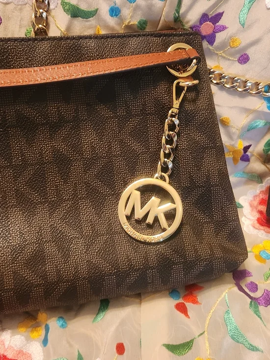 Michael Kors Brown Logo Chain Shoulder Bag Matching Wallet Set- Brown/Gold