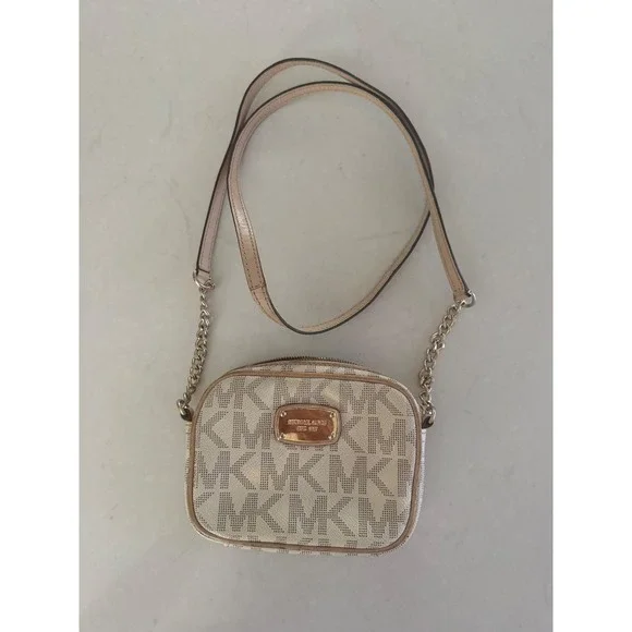 Michael Kors Jet Set Small Camera Bag Vanilla Monogram Crossbody Gold Hardware