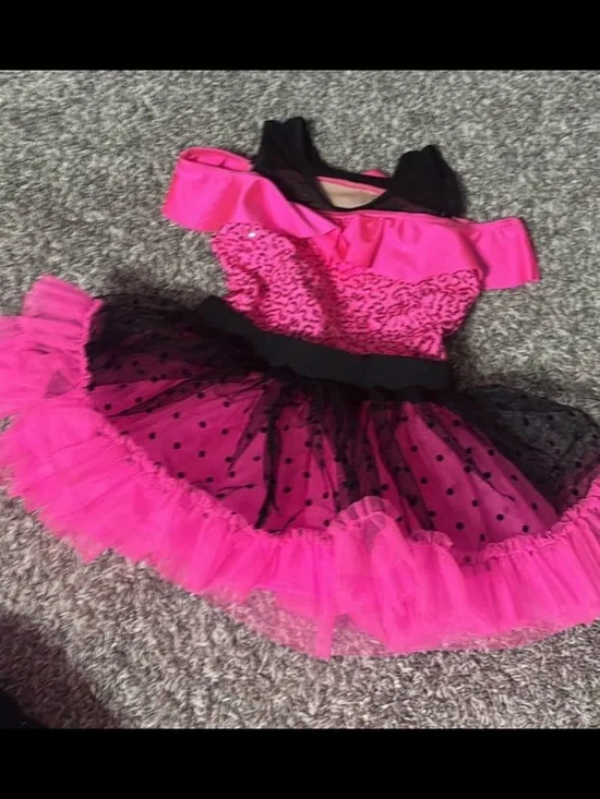 Child small dance costume