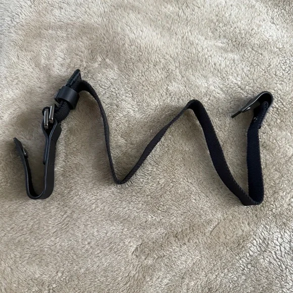NWT Timbuk2 Black Adjustable Invisible belt for jeans