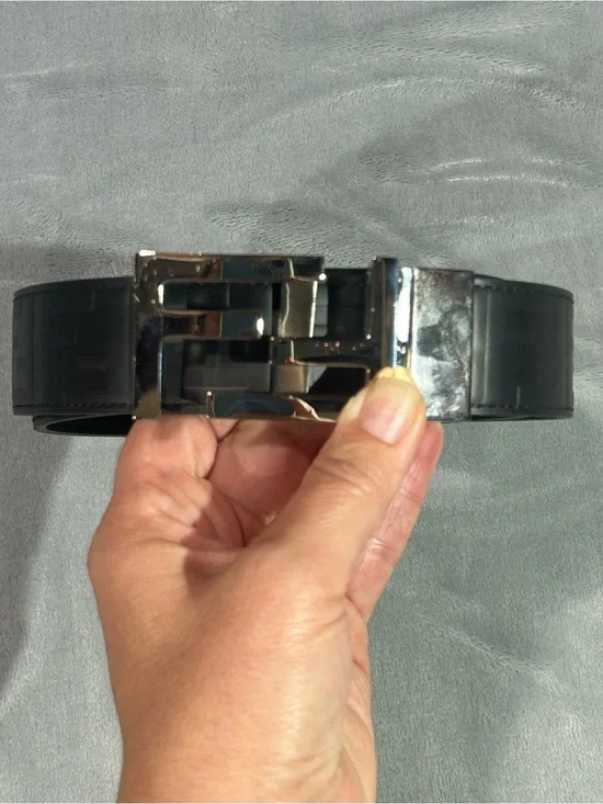 Fendi Black Leather Reversible Belt Silver Hardware - BC04278_GRP_A73 ($580)