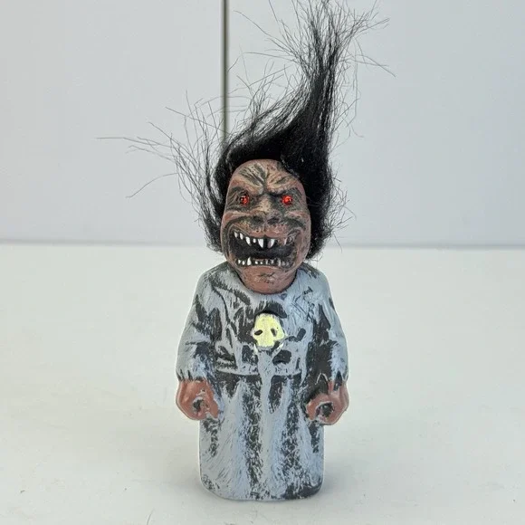 Vintage Halloween Pocket Screamer Demon Toy Light Sound Red Eyes WORKS See VIDEO