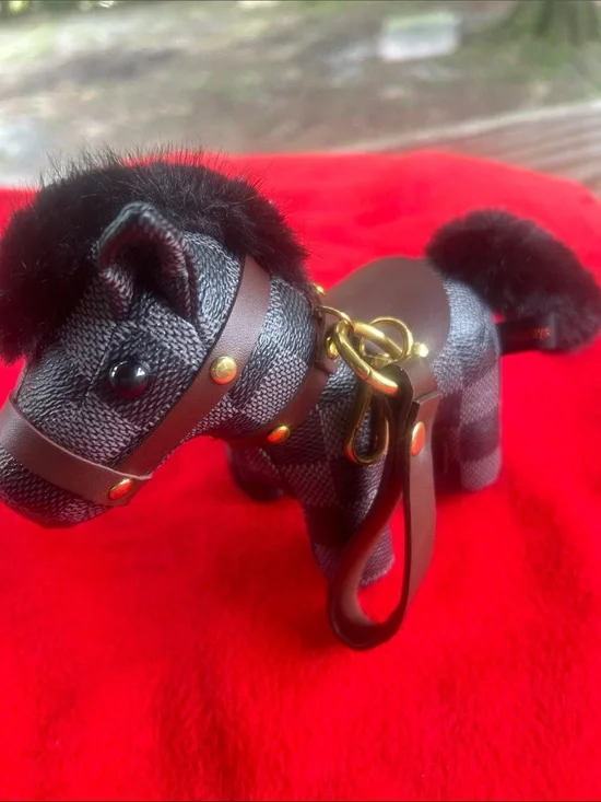 Luxury Check Plaid horse  Keychain Charm - Black/Brown