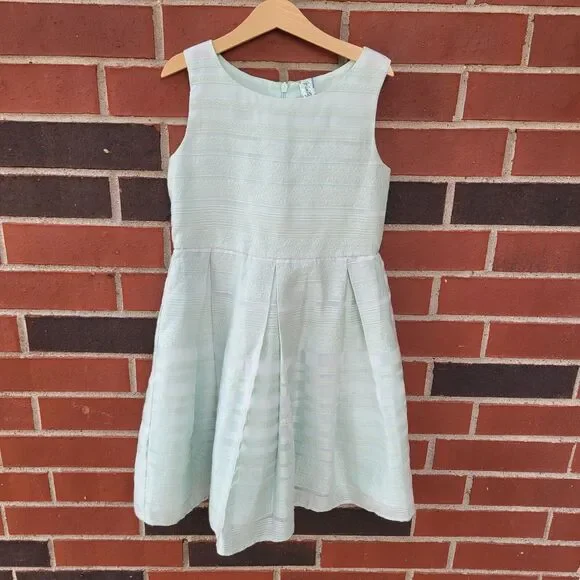 St. Bernard Dunnes Stores Size 10 Girls Sage Light Green Party Dress Lined