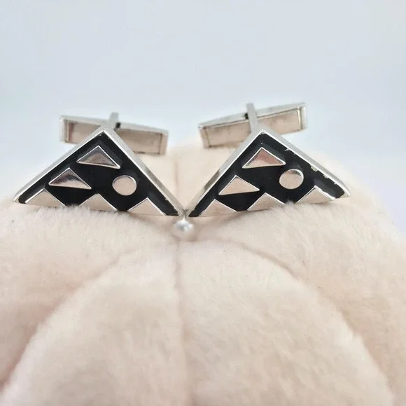 Vtg Triangular Cufflinks 3D Geometric Pattern Black Champlevé Enamel Silver Tone