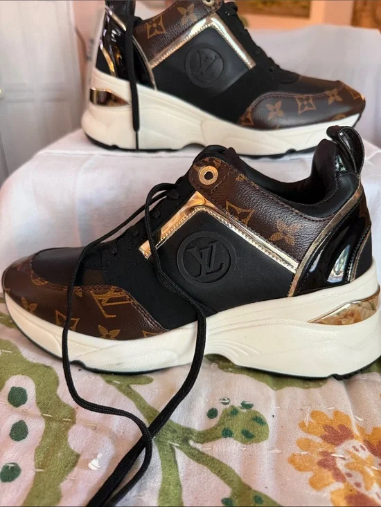 Louis Vuitton Black & Brown Monogram Women’s Sneakers