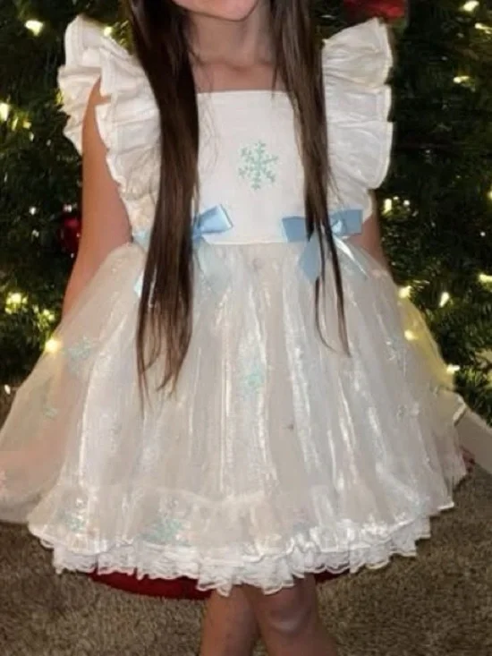 Carriage House Boutique Christmas winter snowflake dress