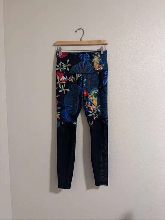 Nike Tropical Parrot Print Leggings