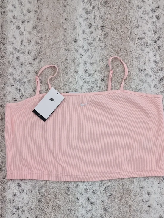 Nike Sportswear Essential Pink Ribbed Crop Top