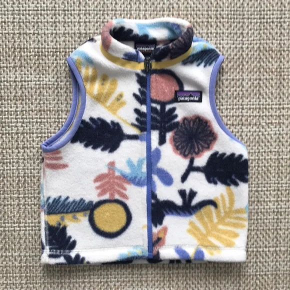 *Patagonia Fleece Vest (size 12-18m)
