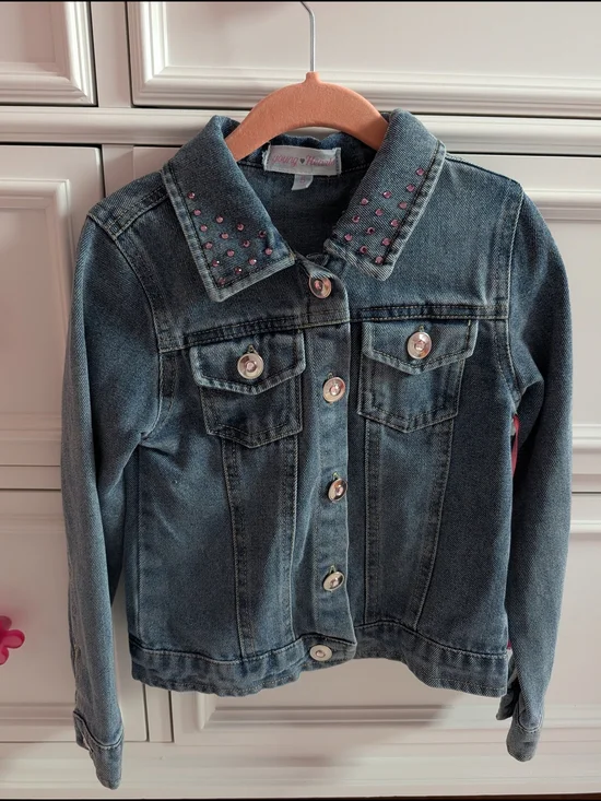 Young Hearts Jean Jacket with Heart Rhinestone Accents Size Girls 5 NWT