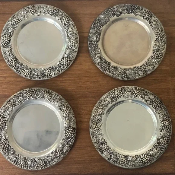 Set of 4 Godinger Silver-Plated Grapevine Wine Coasters (5in) [b]