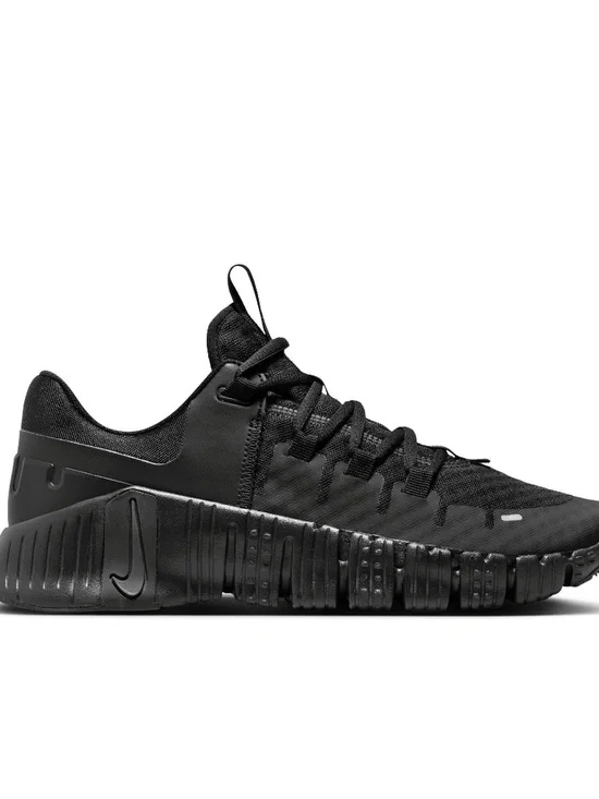 BRAND NEW Nike 