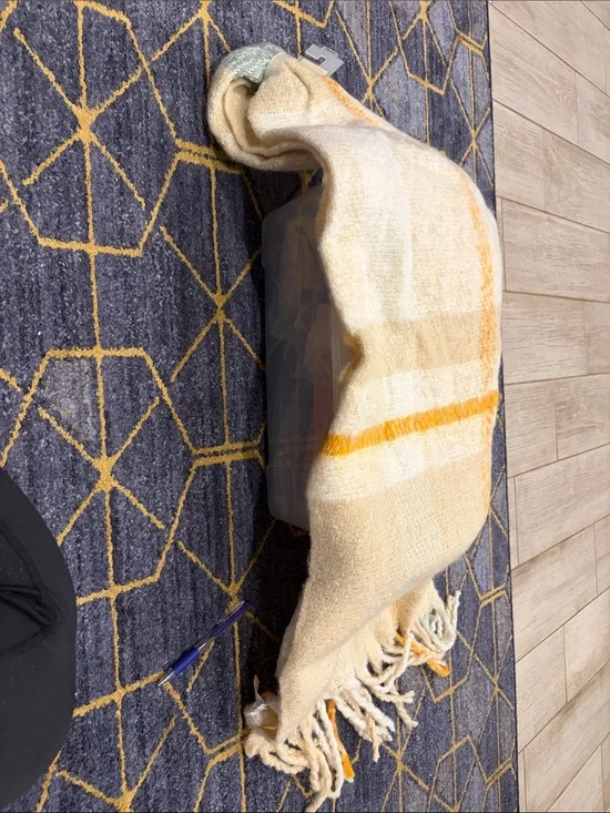 LC Lauren Conrad Cream Throw with Yellow Stripe and Fringe Oblong