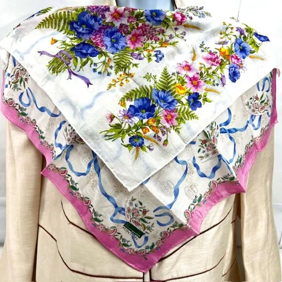 2) Handkerchiers   Cotton 18