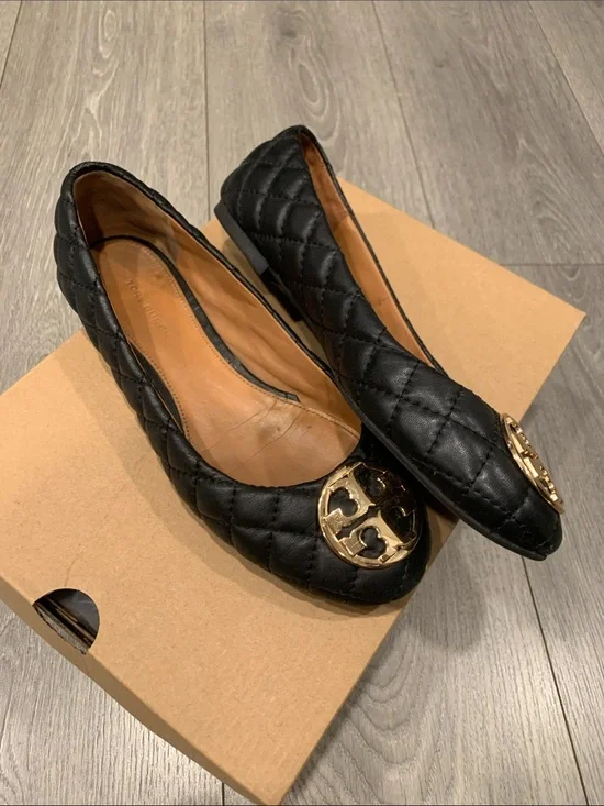 Tory Burch Black Quilted Leather Ballet Flats with Gold Logo