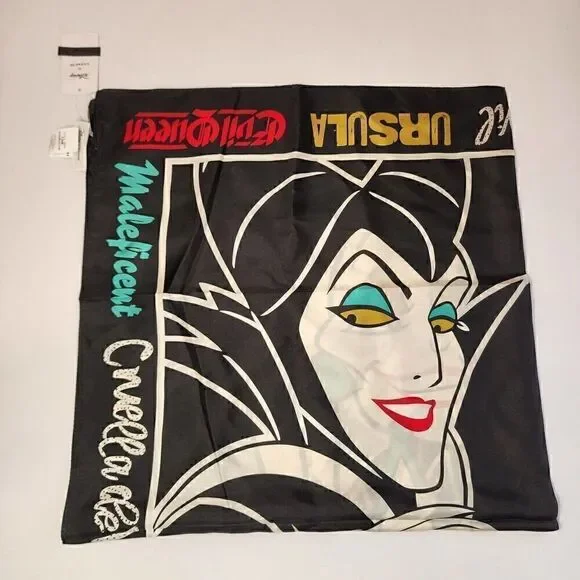 NWT CD141 Disney Limited Edition Coach Villains Print Silk Square Scarf