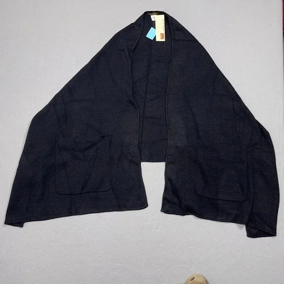 INCA MAMA by Carmela‎ Pinillos Black Angora Blend Shawl Wrap Scarf Pockets NWT