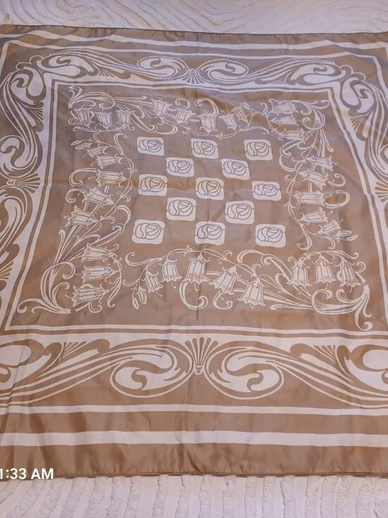 Women's Large Made in Italy Silky Scarf Cream and Beige