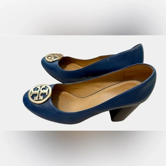 Tory Burch Chelsea pumps in Tory Navy Napa Leather Sz 9.5