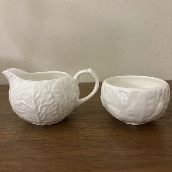Wedgwood Countryware Bone China Milk/Cream Jug & Open Sugar Bowl Small‎ Set