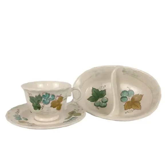Vtg Metlox Vernonware VINEYARD Divided Jelly Dish Cup & Saucer Set Grapes Leaves