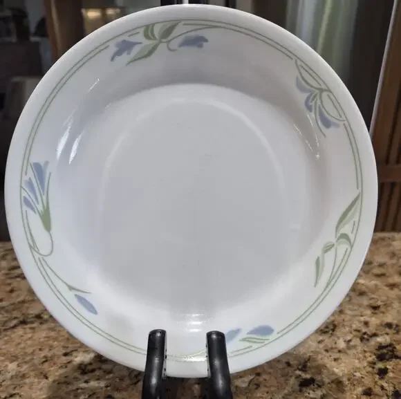 Corelle Blue Wreath Plates 7 1/4
