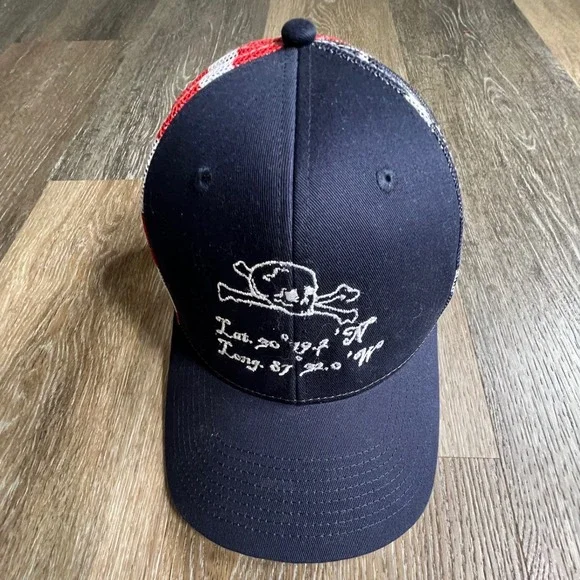Kati Sportcap Trucker Hat Unisex OSFM Navy Red White Pirate Skull Coordinates