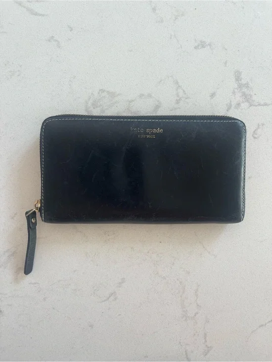 Kate Spade New York Black Leather Zip Around Continental Wallet Green Interior