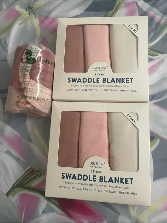 Pink & Cream Baby Swaddle Blanket 3-Pack - Soft Muslin Set
