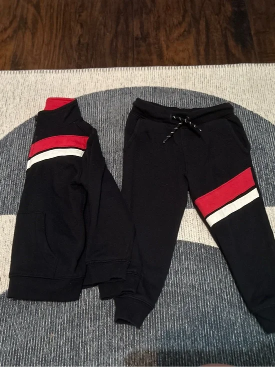 4T toddler boy 2 piece suit