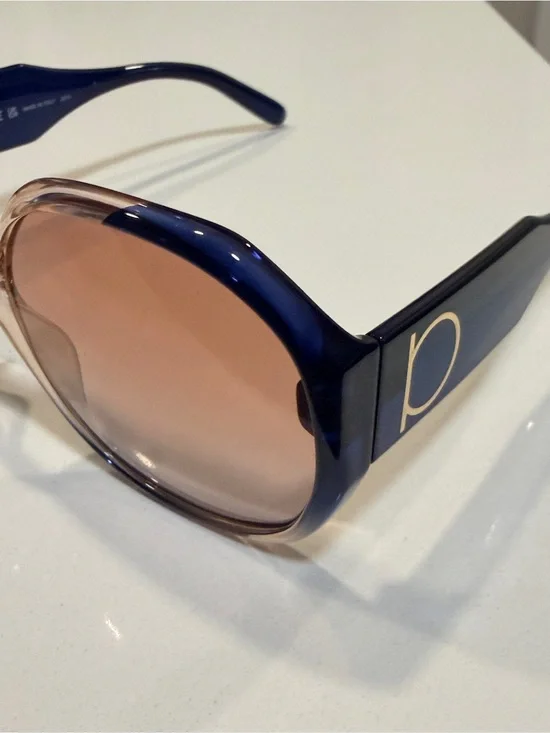 Brand New Salvatore Ferragamo SF943S 083 Oversized Sunglasses Blue Pink 60mm