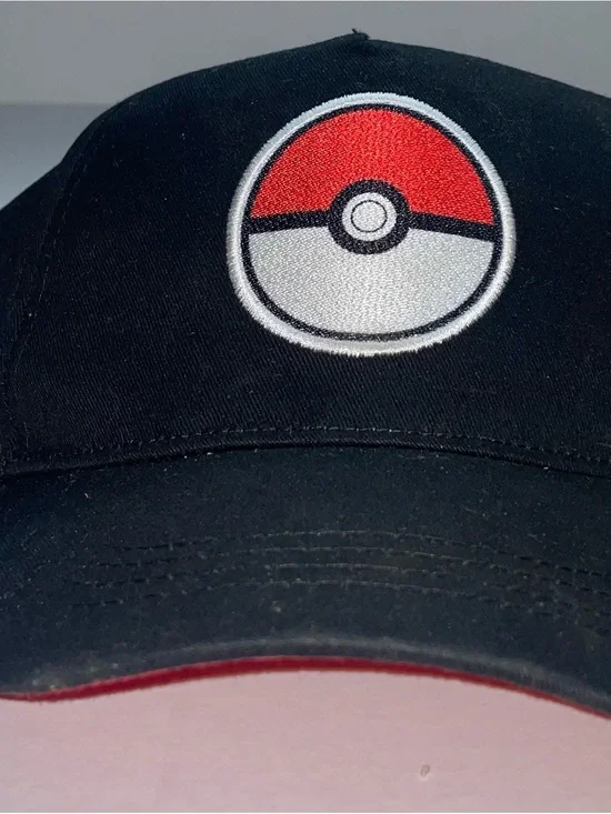 Official Pokémon Pokéball Embroidered Snapback Hat NWT