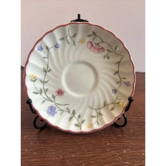 Johnson Bros Made In England Summer Chintz ‎ Saucer Replacement Floral
