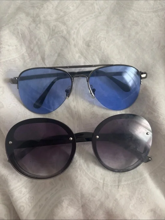 Blue Aviator & Black Oversized Round Sunglasses - Double Pack