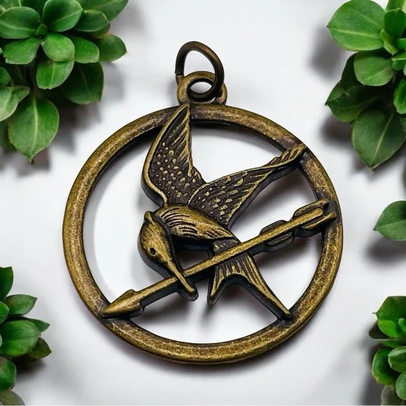 Collectible Bronze Hunger Games MockingJay Medallion by Lion’s Gate Films