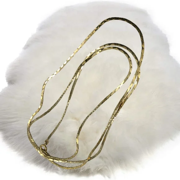 Long Gold Tone Fashion Necklace. NWOT