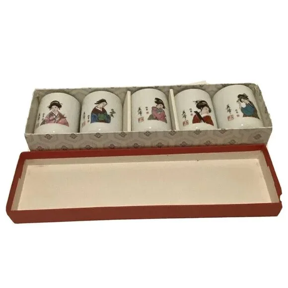 Japanese Geisha‎ Girls Ceramic Sake Cups Set of 5 with Box