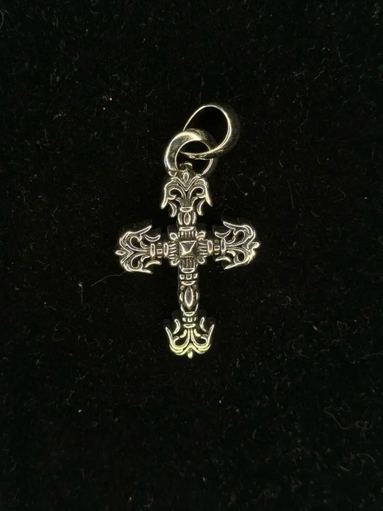 Chrome Hearts Floral Filigree Classic Cross Unisex Pendant