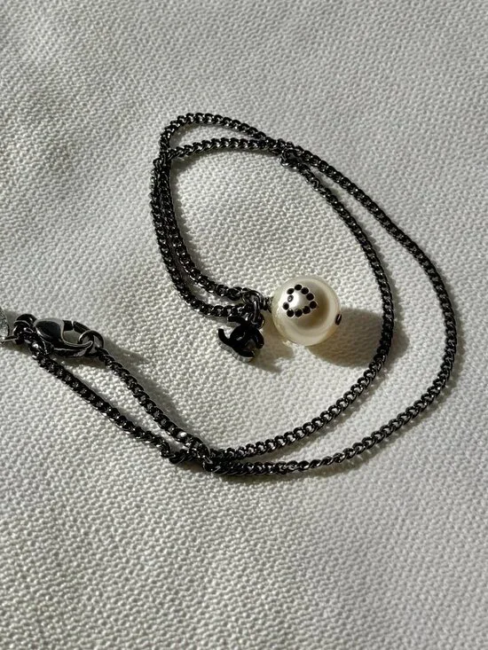 CHANEL 08P Vintage CC Rhinestone Pearl Pendant Necklace Silver