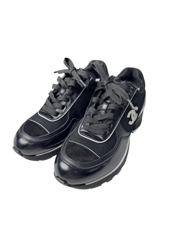 Chanel CC Logo Sneakers