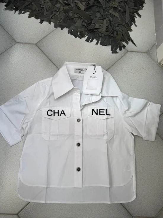 CHANEL White Short-Sleeve Button Front Shirt with Embroidered Chest Pockets