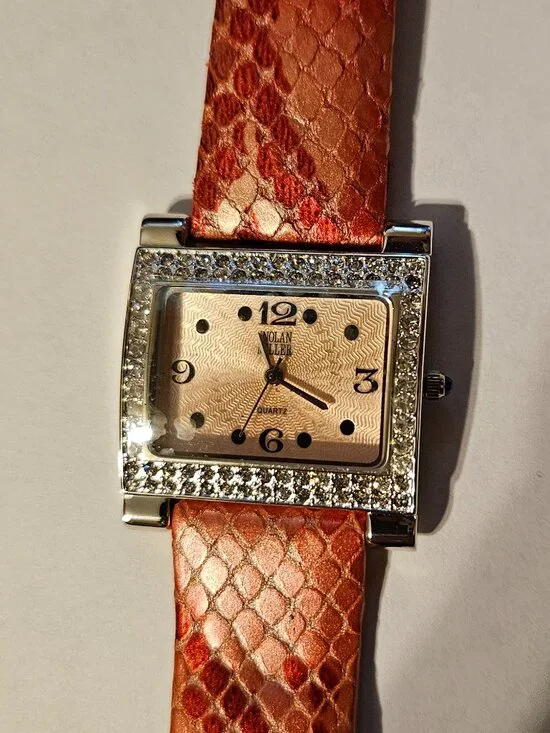 Vintage Nolan Miller Glamour Collection Ladies Rhinestone Watch w/Case New Bat