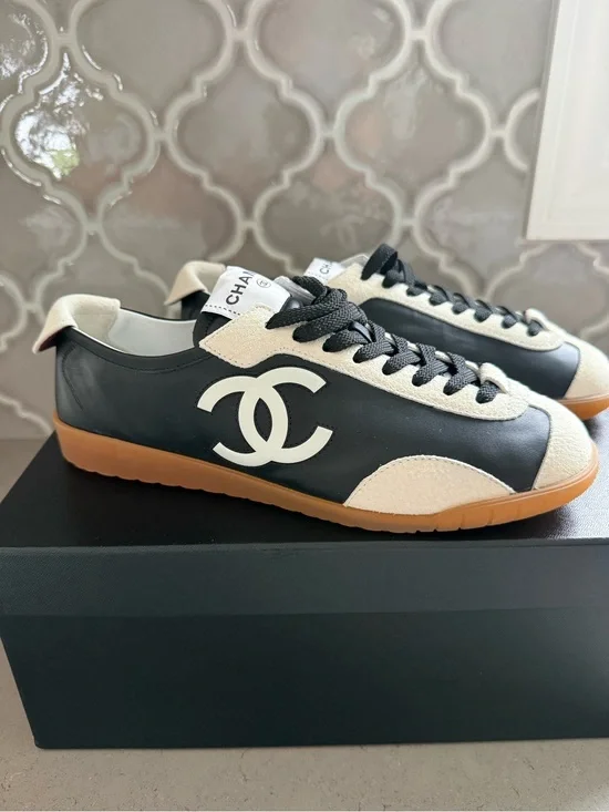 BNWT Chanel Black/White Calfskin & Embossed Suede Sneakers, Size 37