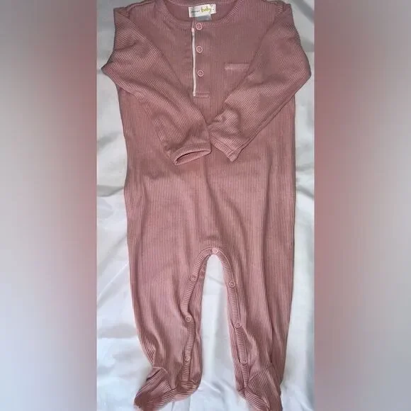 Bloomie’s baby footie