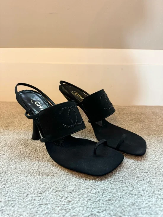 Chanel Black Cruise Vintage Crystal Logo Sling Back Toe Heels Size 36